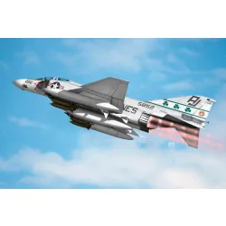 ACADEMY 12356 USMC F-4J Phantom II VMFA-333 Fighting Shamrocks - 1:48