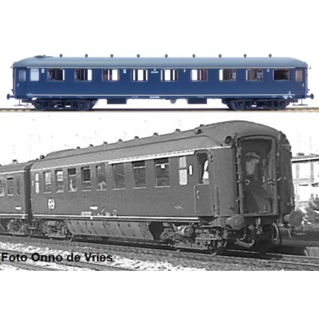 EXACT-TRAIN EX10050 Wagony pasażerskie AB7374 Plan K oraz AB6240 berlin blue, NS, Ep. IIIa