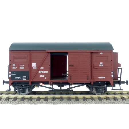EXACT-TRAIN EX20040 Wagon towarowy G-Nordhausen USSR-Zone (Bremserhaus) nr.1, DR, Ep. IIIa