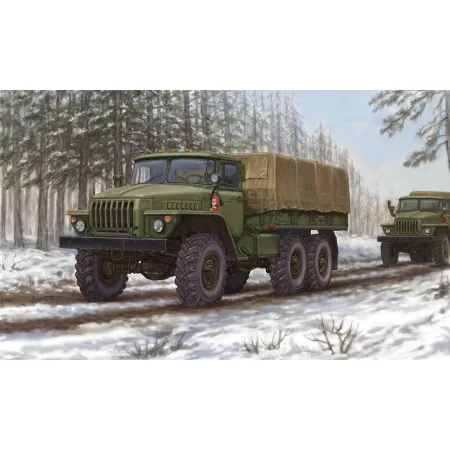 TRUMPETER 01012 Samochód ciężarowy URAL-4320 - 1:35