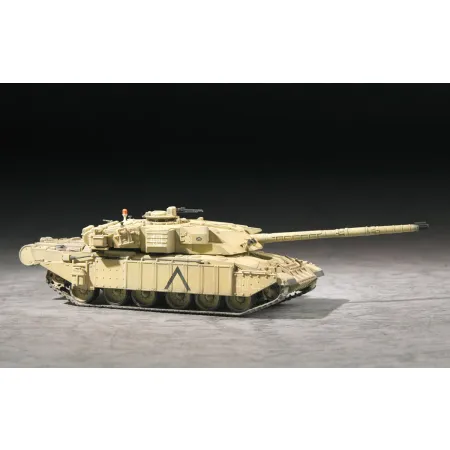 TRUMPETER 07105 British Challenger 1MBT (Desert Version) - 1:72