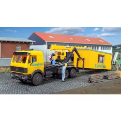KIBRI 16310 H0 Mercedes LP z kontenerem GleisBau