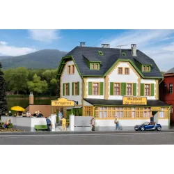KIBRI 38197 H0 Dom z restauracją i ogródkiem piwnym