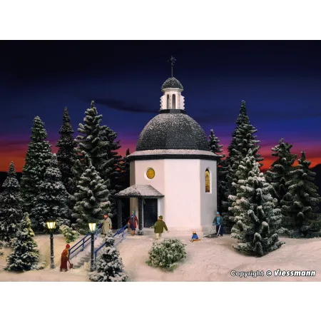 VOLLMER 47612 N Kapliczka z oświetleniem Led i śniegiem