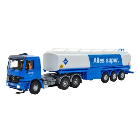 VIESSMANN 8033 (N/N) CarMotion - H0 Mercedes Actros ciągnik siodłowy z naczepą cysterną